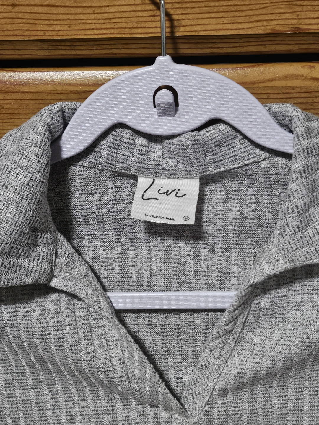 Gray Ribbed Collared Crop Top - Livi by Olivia Rae - photo 2