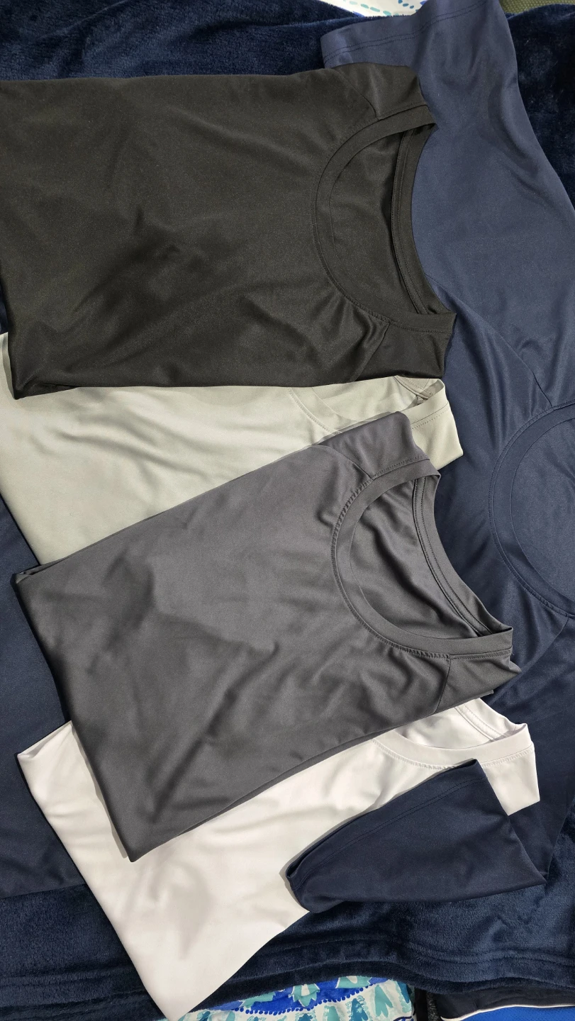 Set of 5 Athletic T-shirts🏈