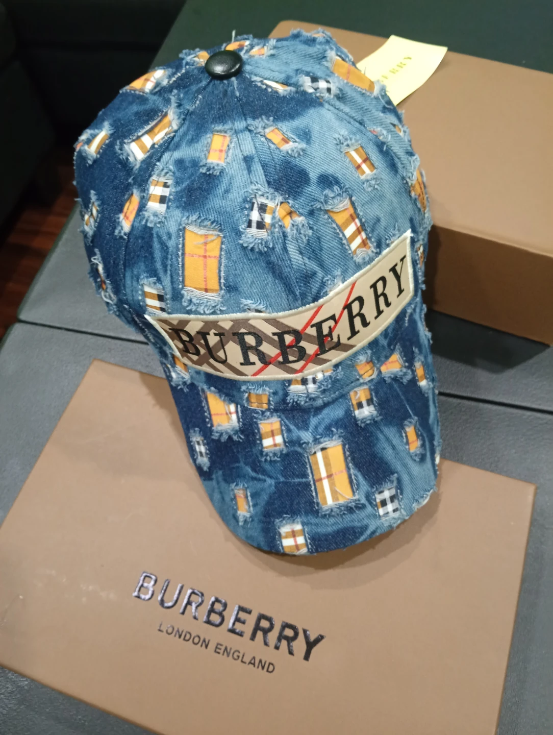 Burberry Denim Distressed Baseball Cap unisex - photo 5