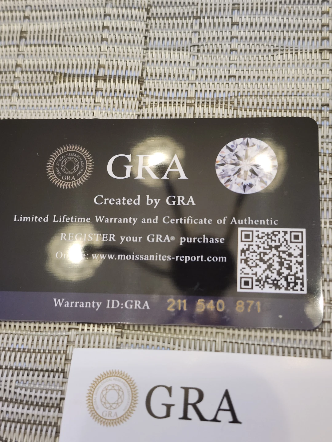 Moissanite Stud Earrings with GRA Certificate - photo 4