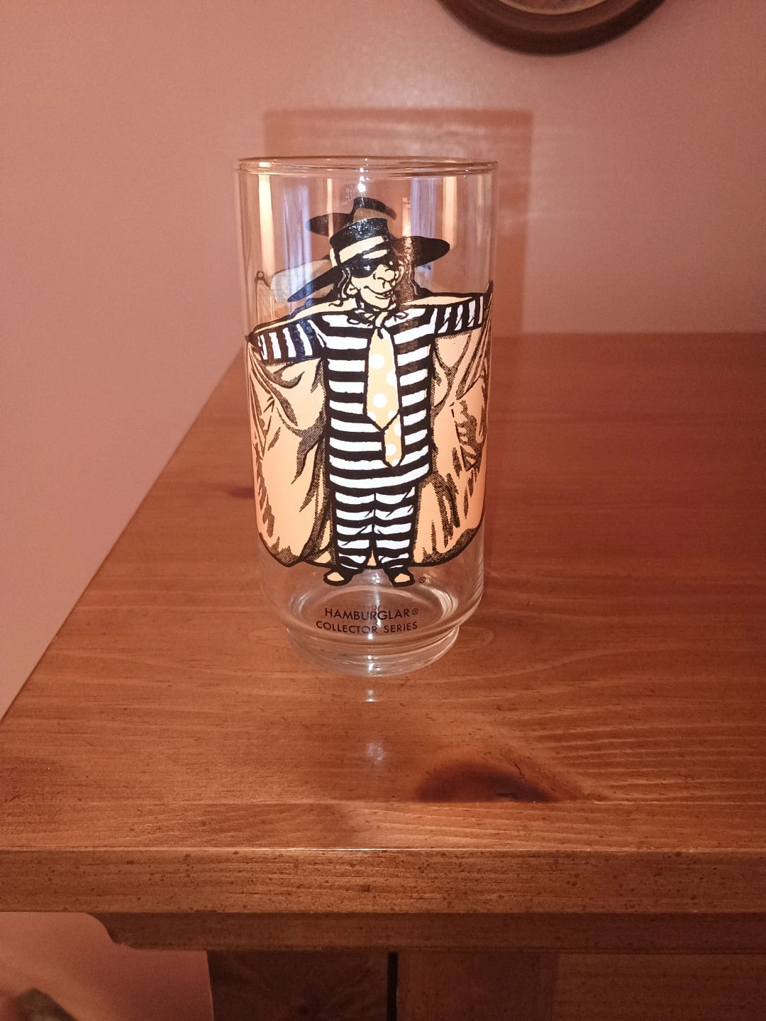 1977 McDonalds Hamburglar Collector Series Glass - photo 2