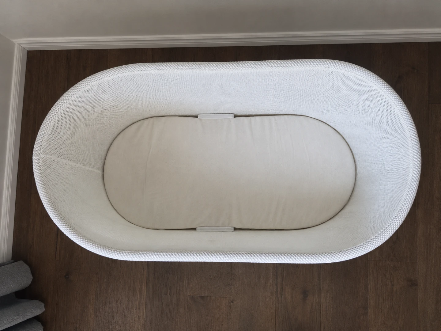SNOO Smart Bassinet – Excellent Condition + Extras – $1,700 - photo 3