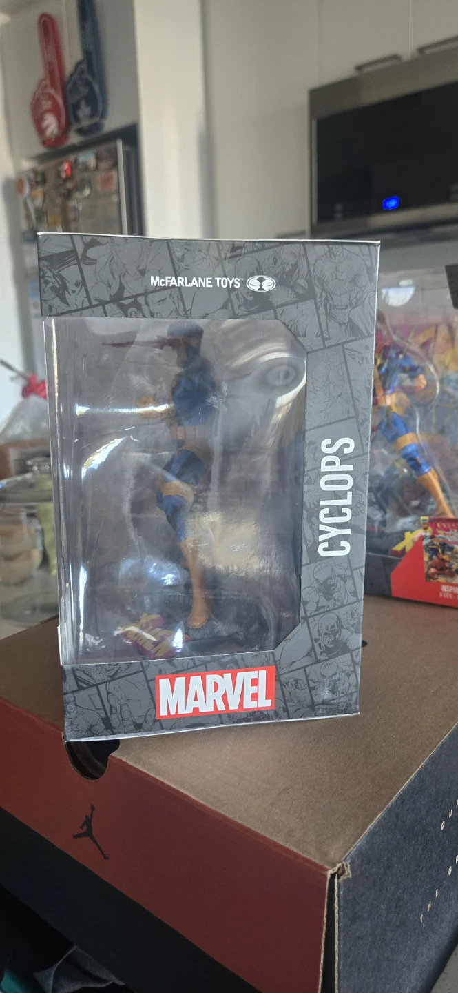 McFarlane Toys Marvel X-Men Cyclops Figure - photo 4