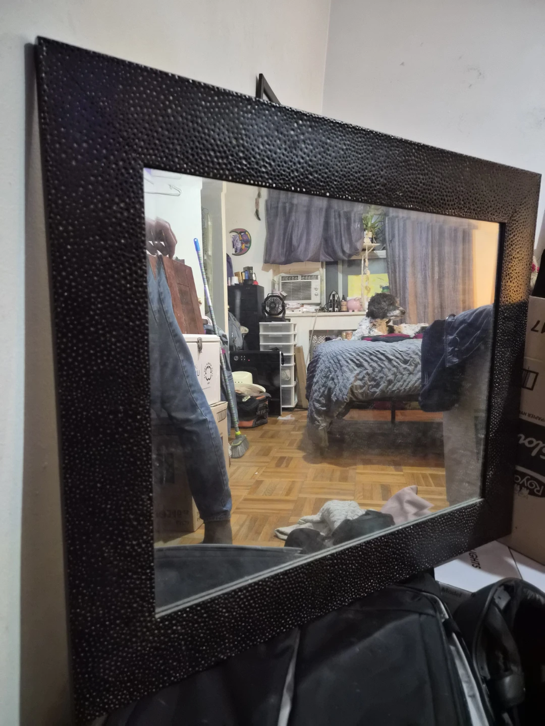 🏈Large decorative wall mirror with textured black frame