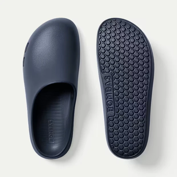 Bombas Mens Friday Clogs