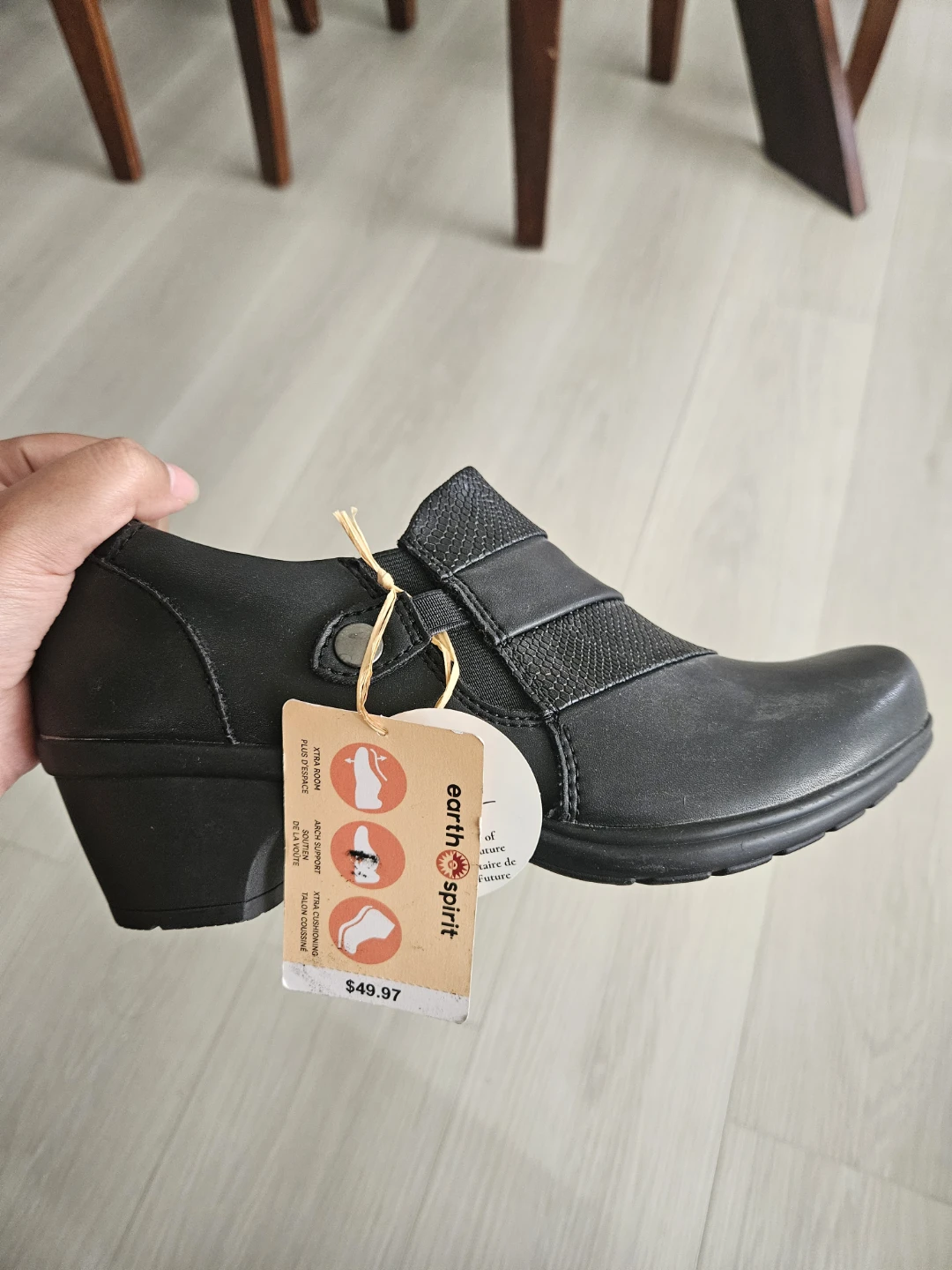 New Earth Spirit black ankle boots, size 8