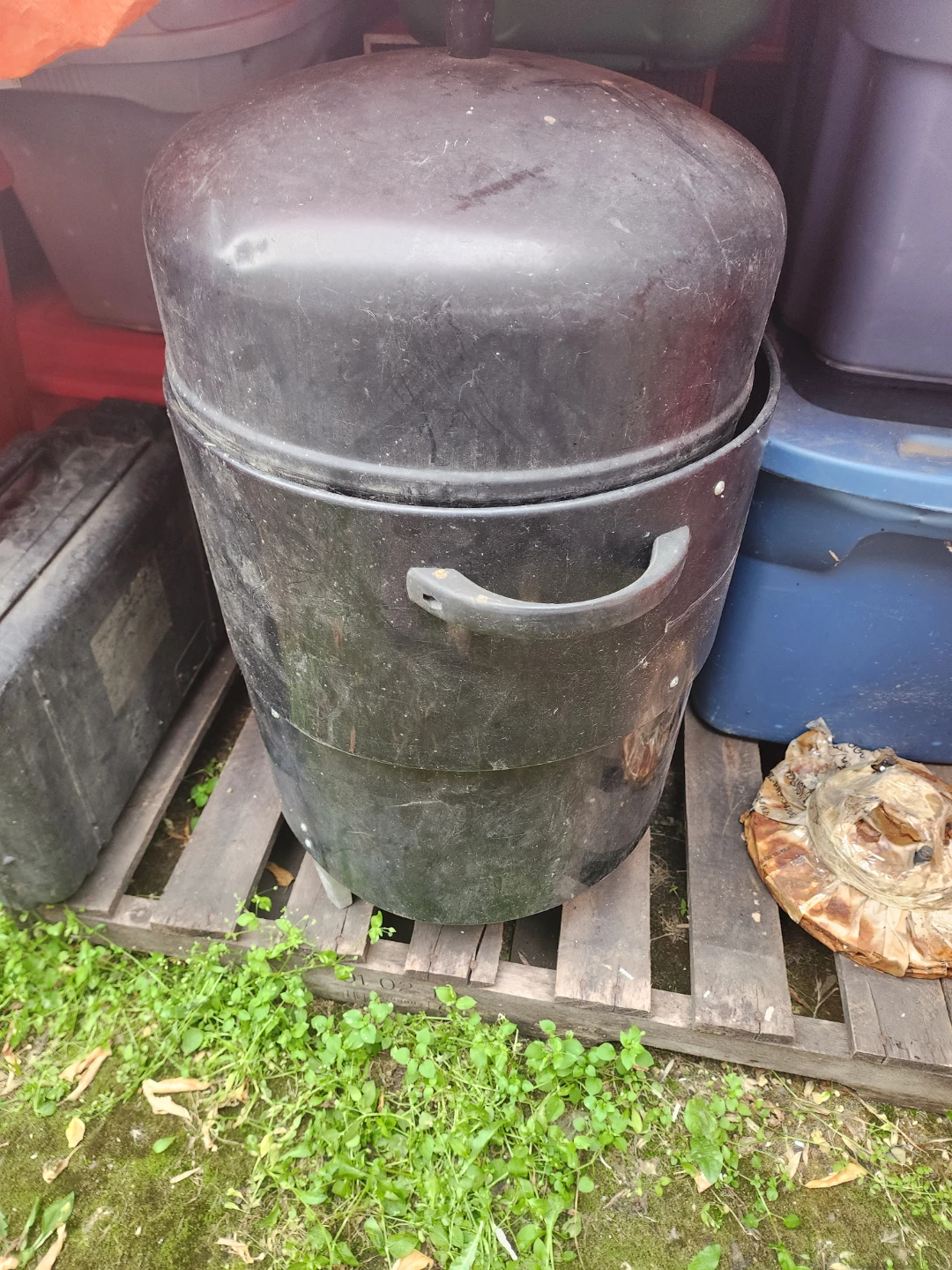 Black Charcoal Bullet Smoker - photo 4
