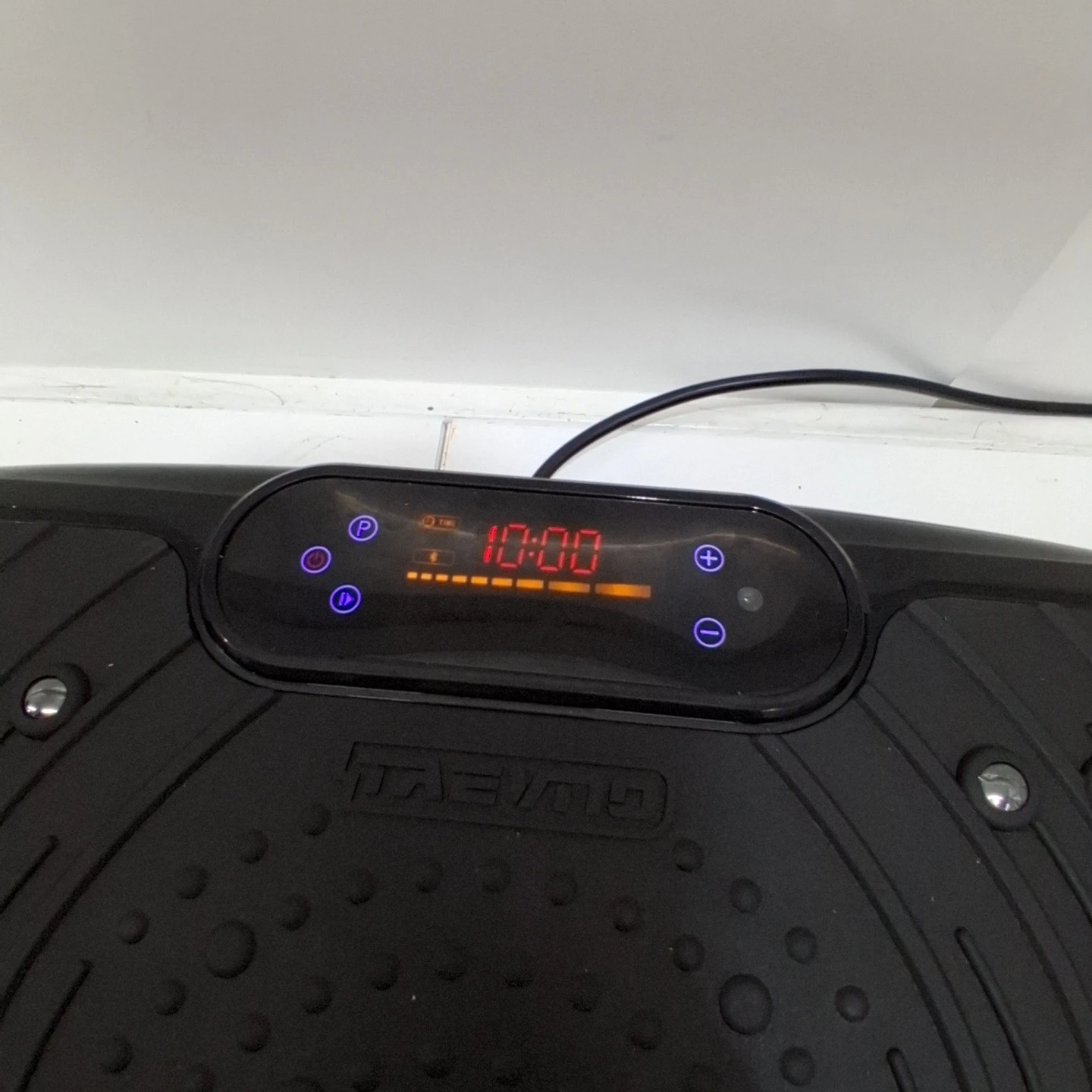 Great condition!- Taevno Vibration Plate Exercise Machine - photo 2