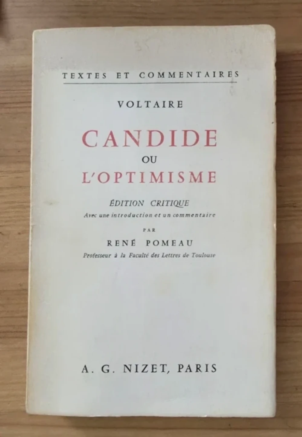 Candide by Voltaire  in French