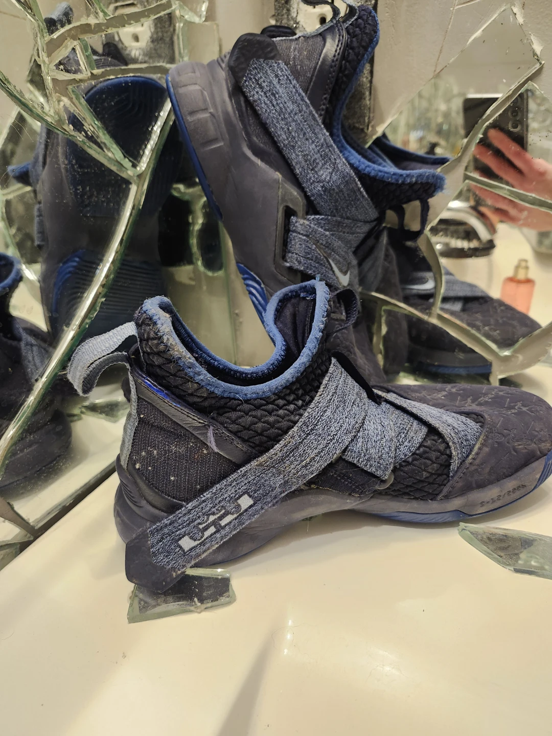Nike LeBron Soldier 12 EP Basketball Shoes - photo 3