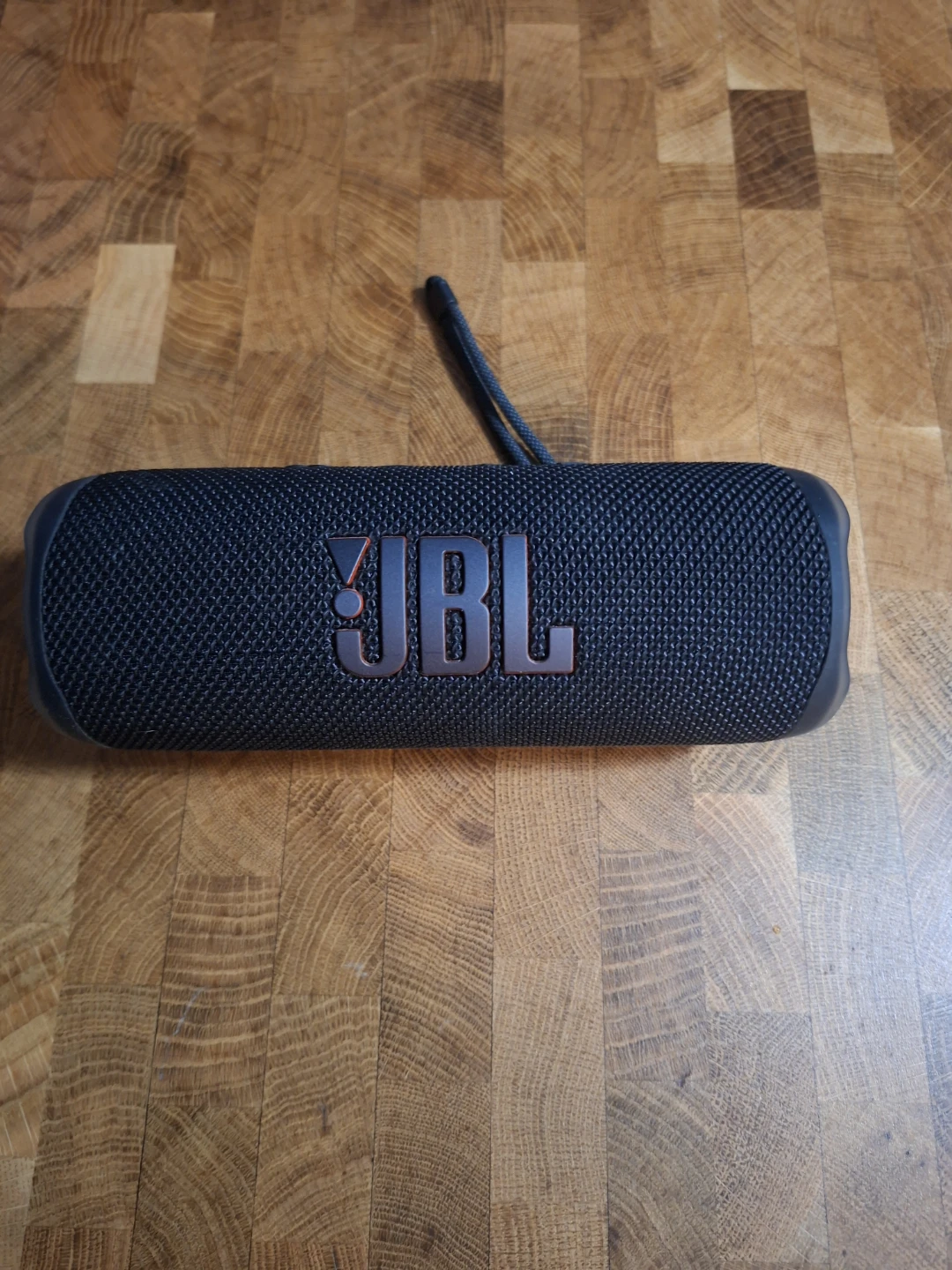 JBL Flip 6 Portable Bluetooth Speaker - Black