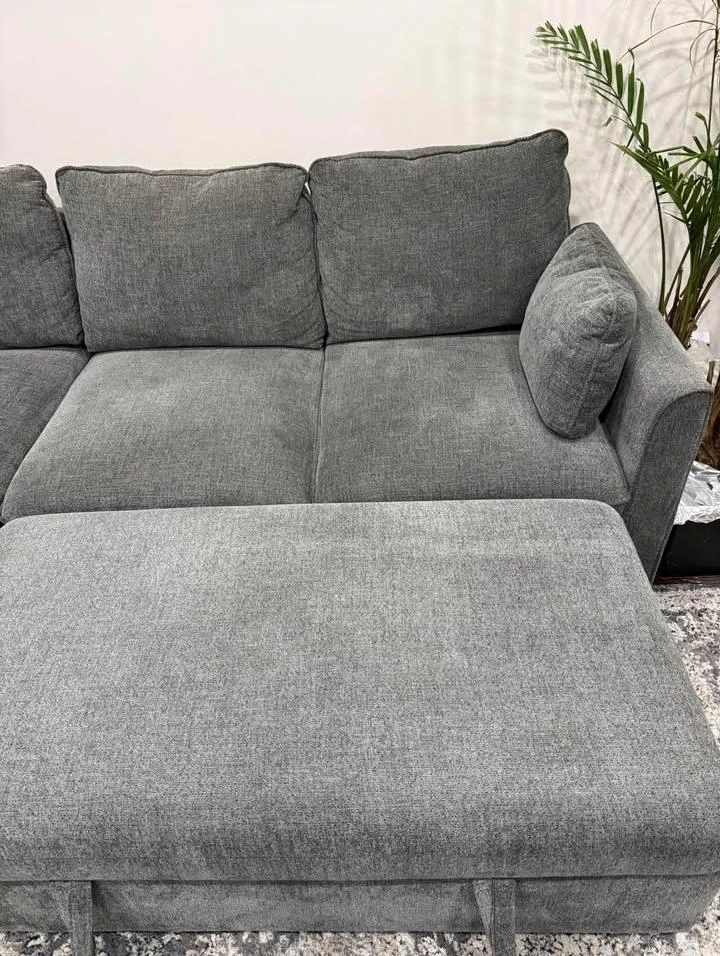 Sectional Couch With Pull Out Bed & Storage Chaise - photo 3