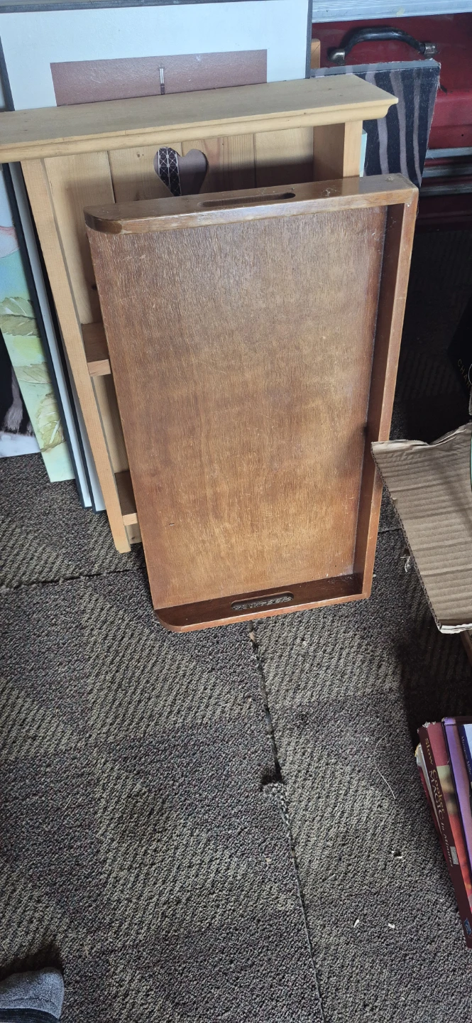 Serving board
