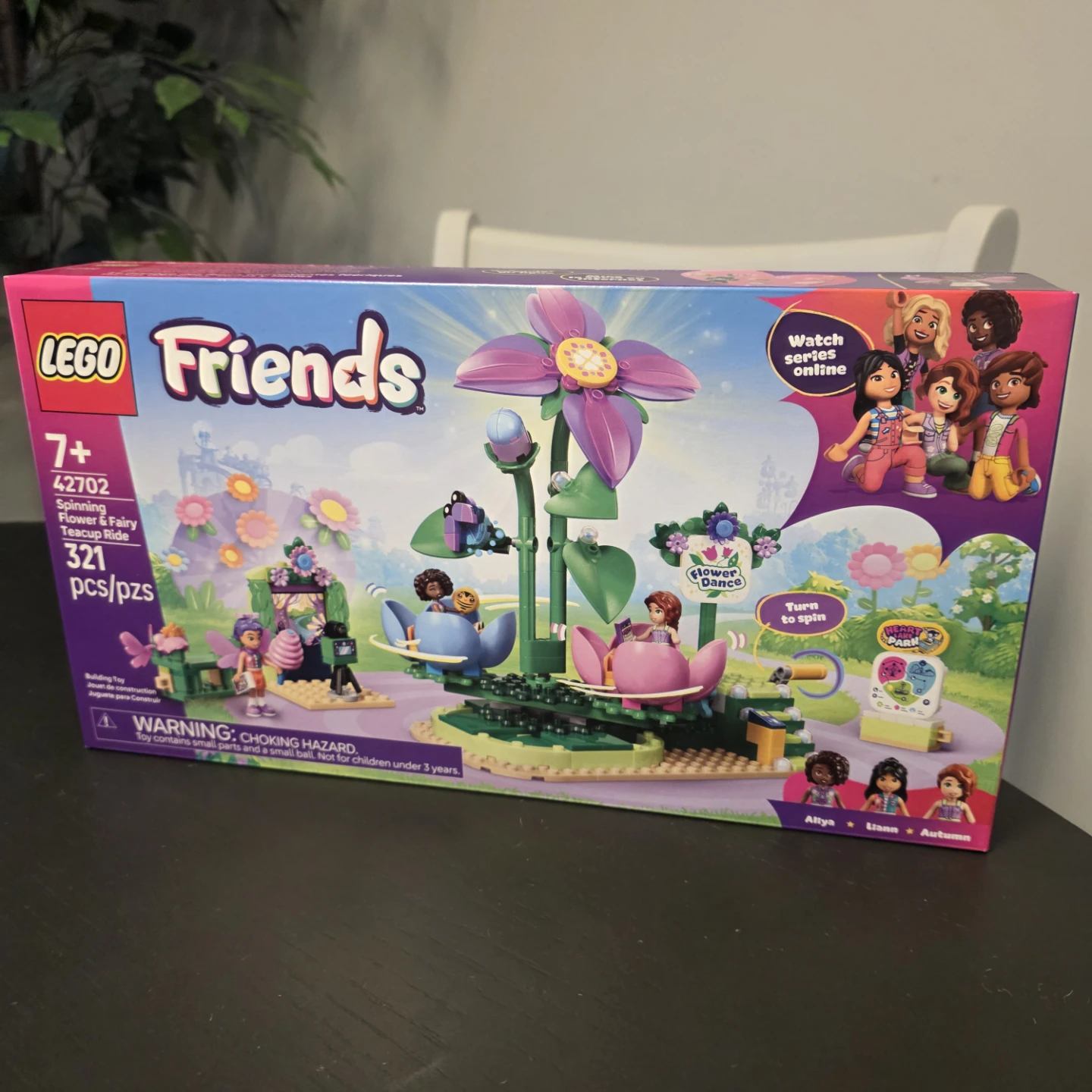 LEGO Friends Spinning Flower & Fairy Teacup Ride 42702