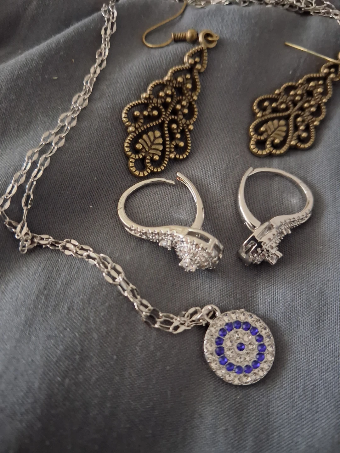 Assorted Jewellery Set