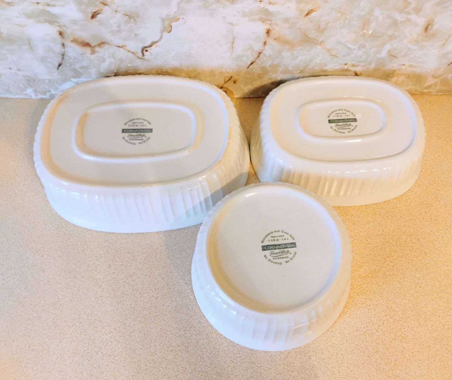 SET OF 3 CORNINGWARE CASSEROLES WITH LIDS - photo 5