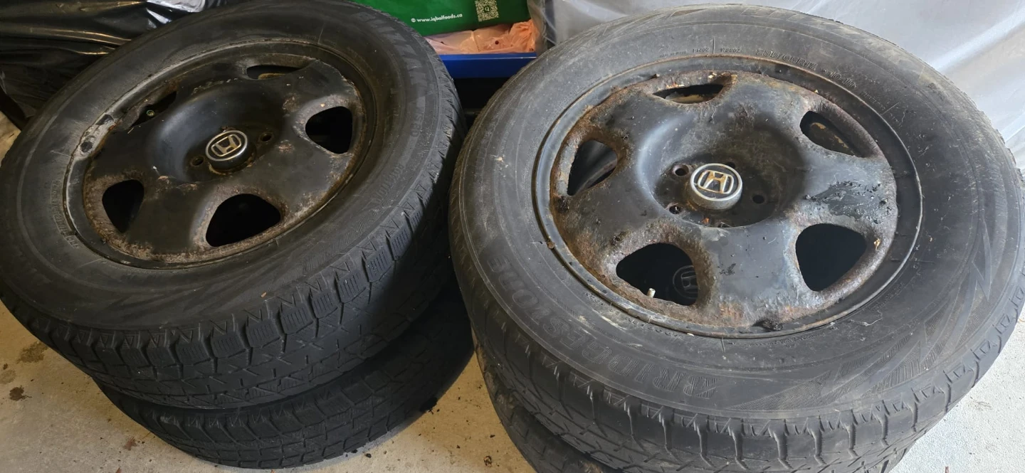 Used winter Tires with Rims (not in good condition)