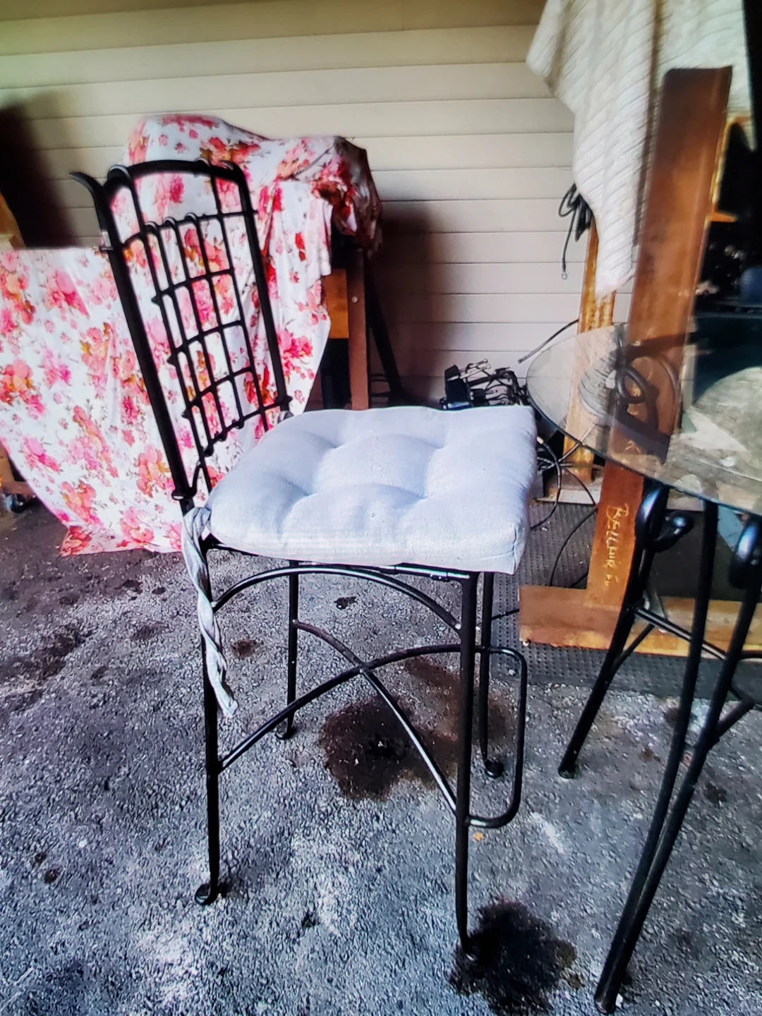 Wrought iron Bistro set with 2 chairs - photo 4