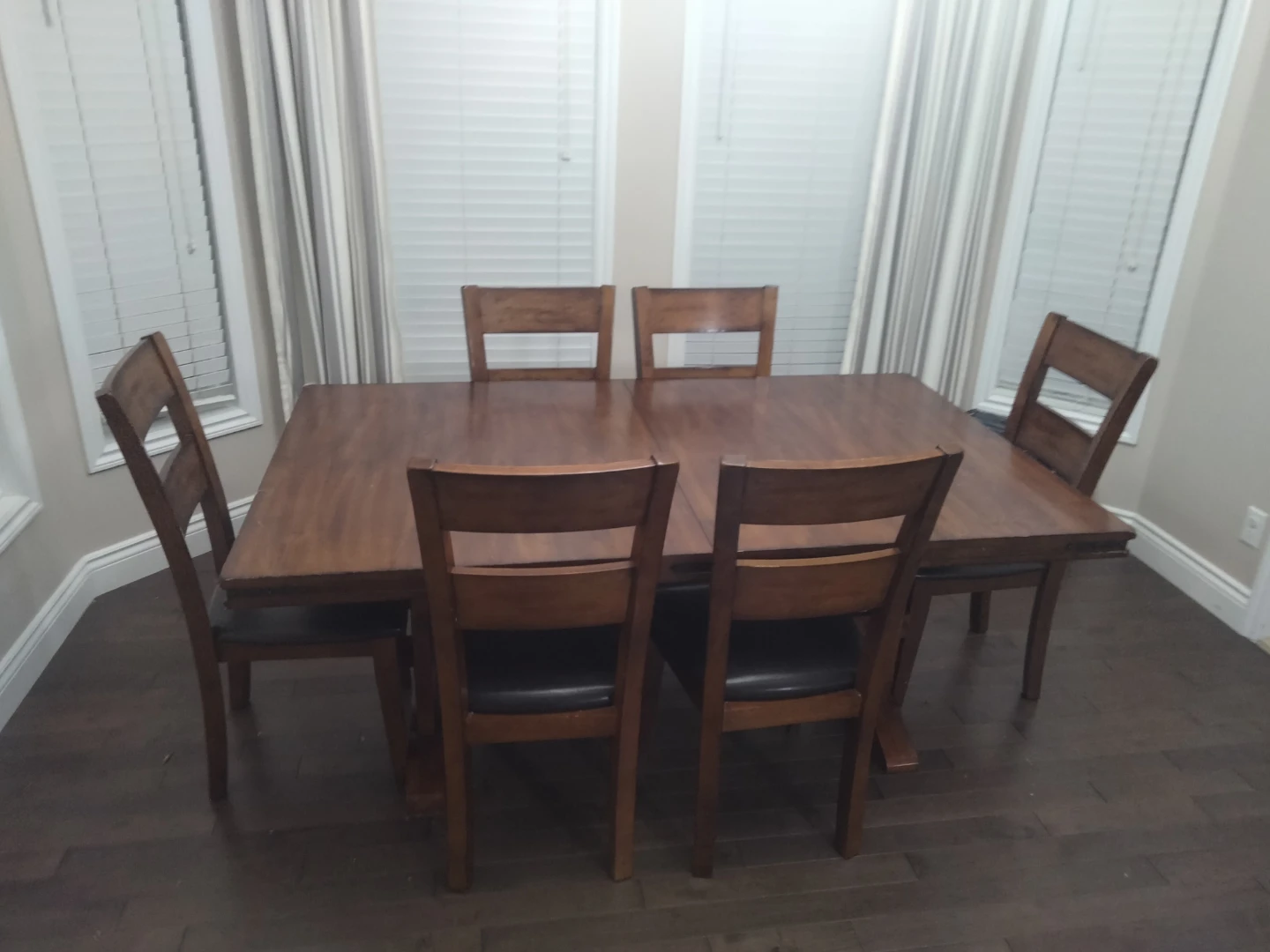 Family Dinning table - photo 2
