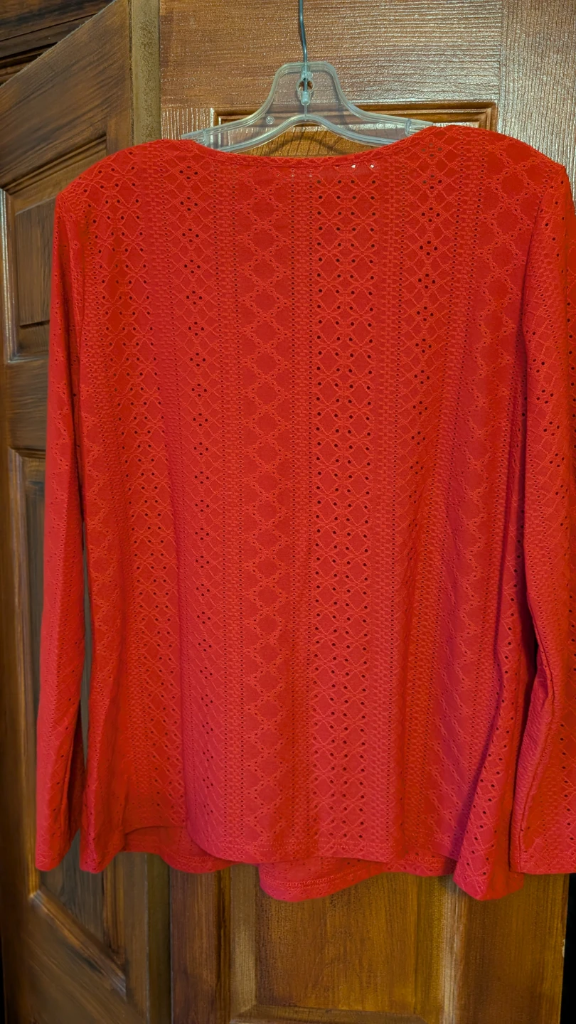 Long sleeved red top sz. L
