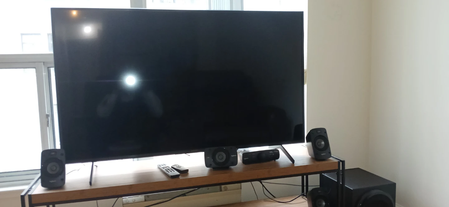 Logitech Z906 5.1 Surround Sound Speaker System