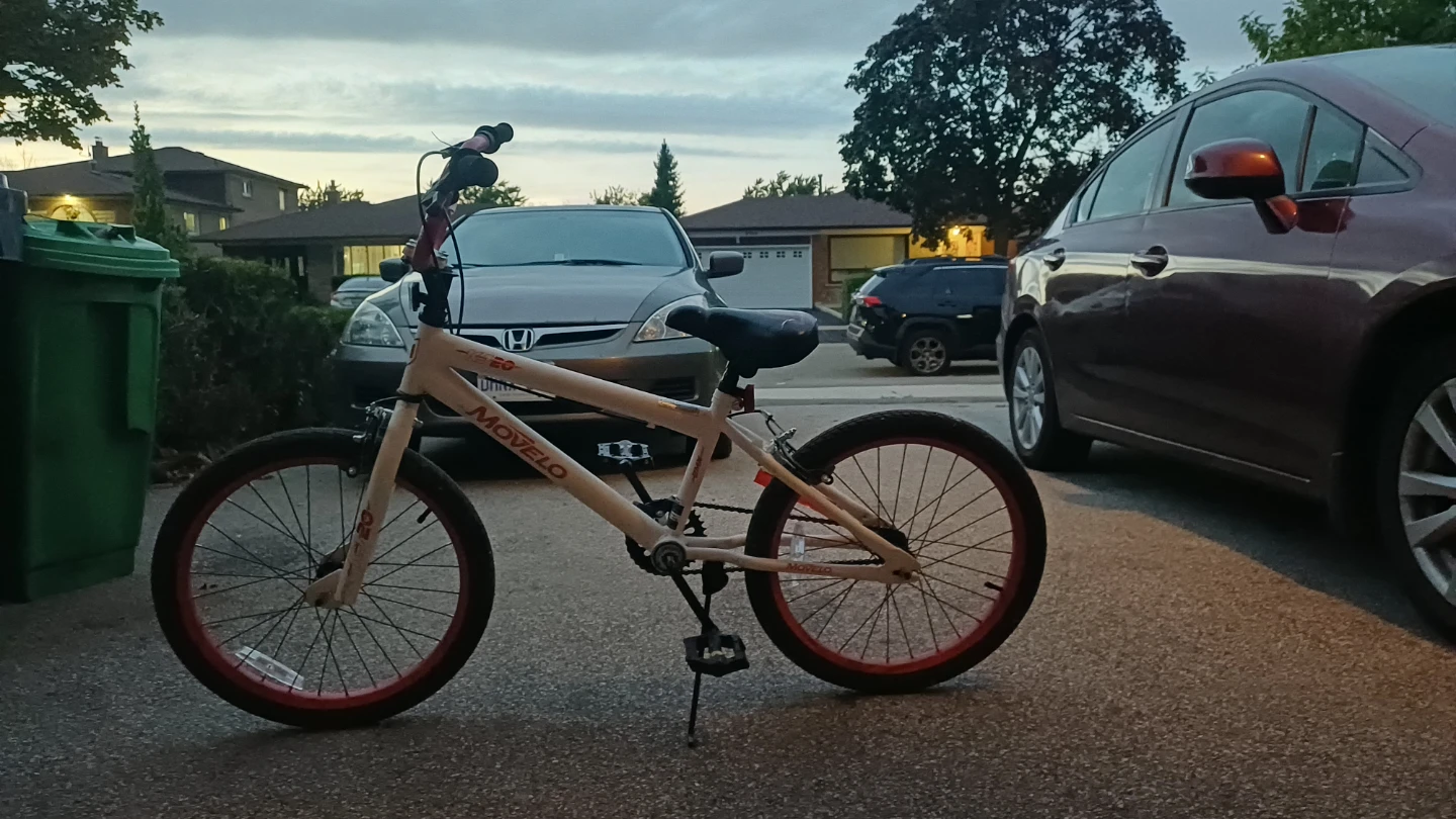 Movelo 20-inch Boys BMX Bike🏈