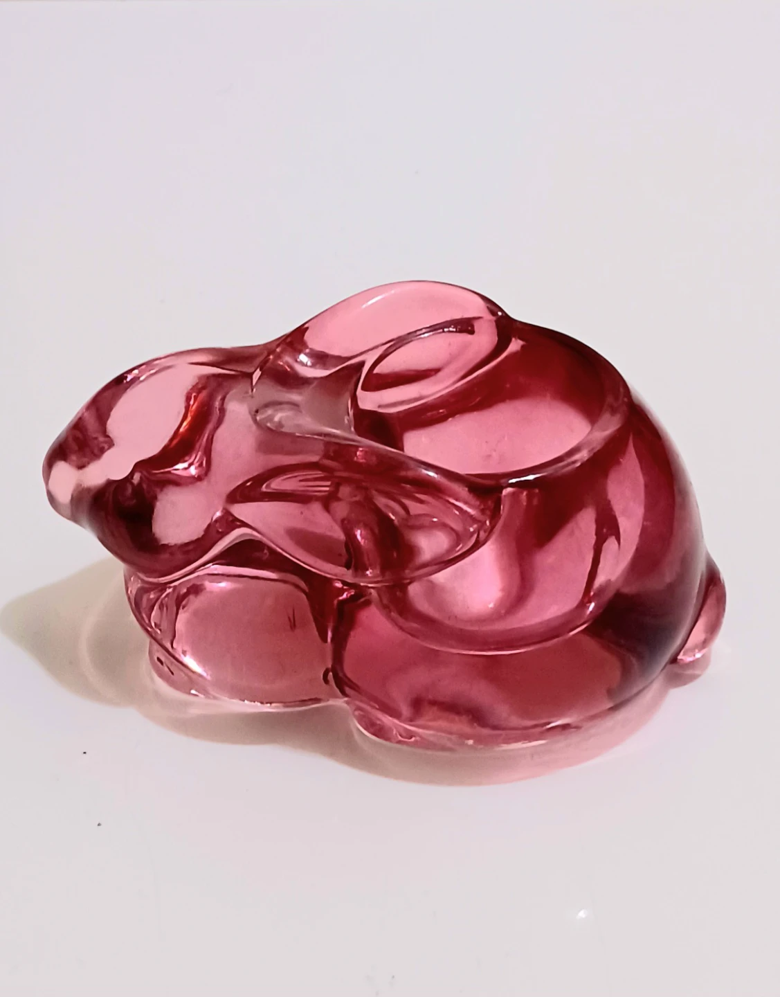 Vtg Cranberry Indiana Glass Bunny Figurine - photo 2