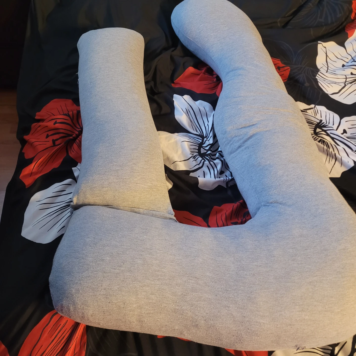Pregnancy/ body pillow