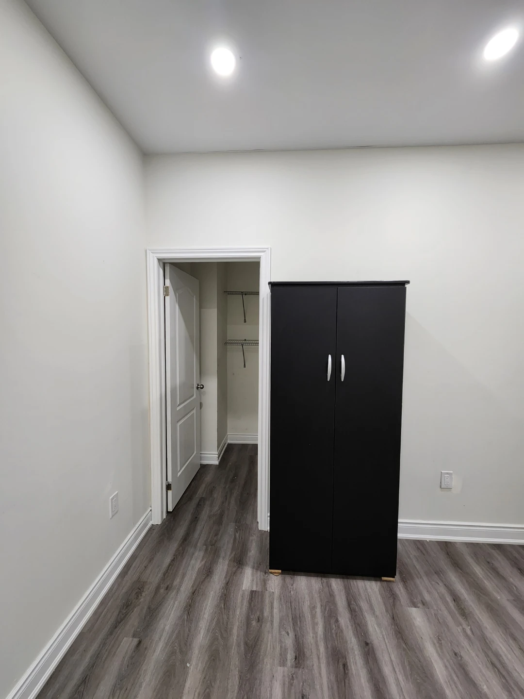 Private room for rent - photo 3