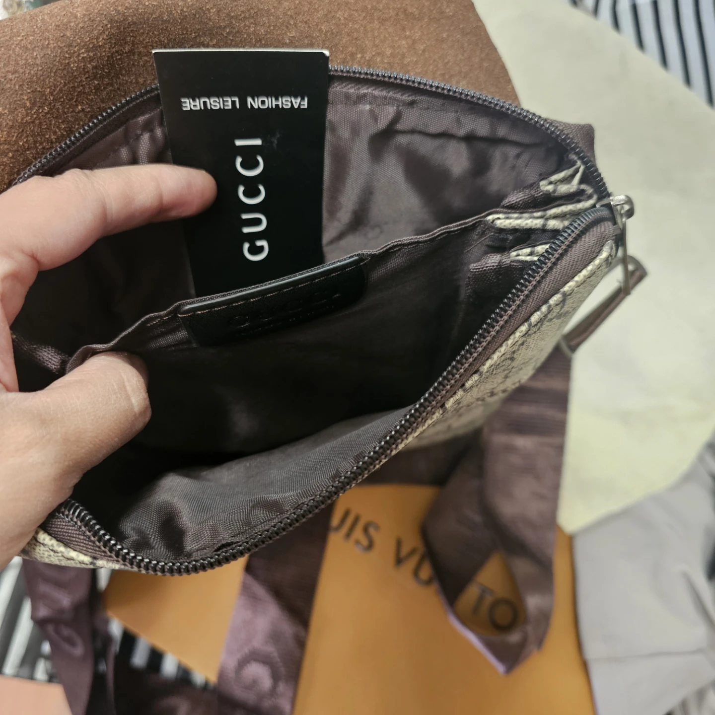 Gucci Style Messenger Bag - photo 3