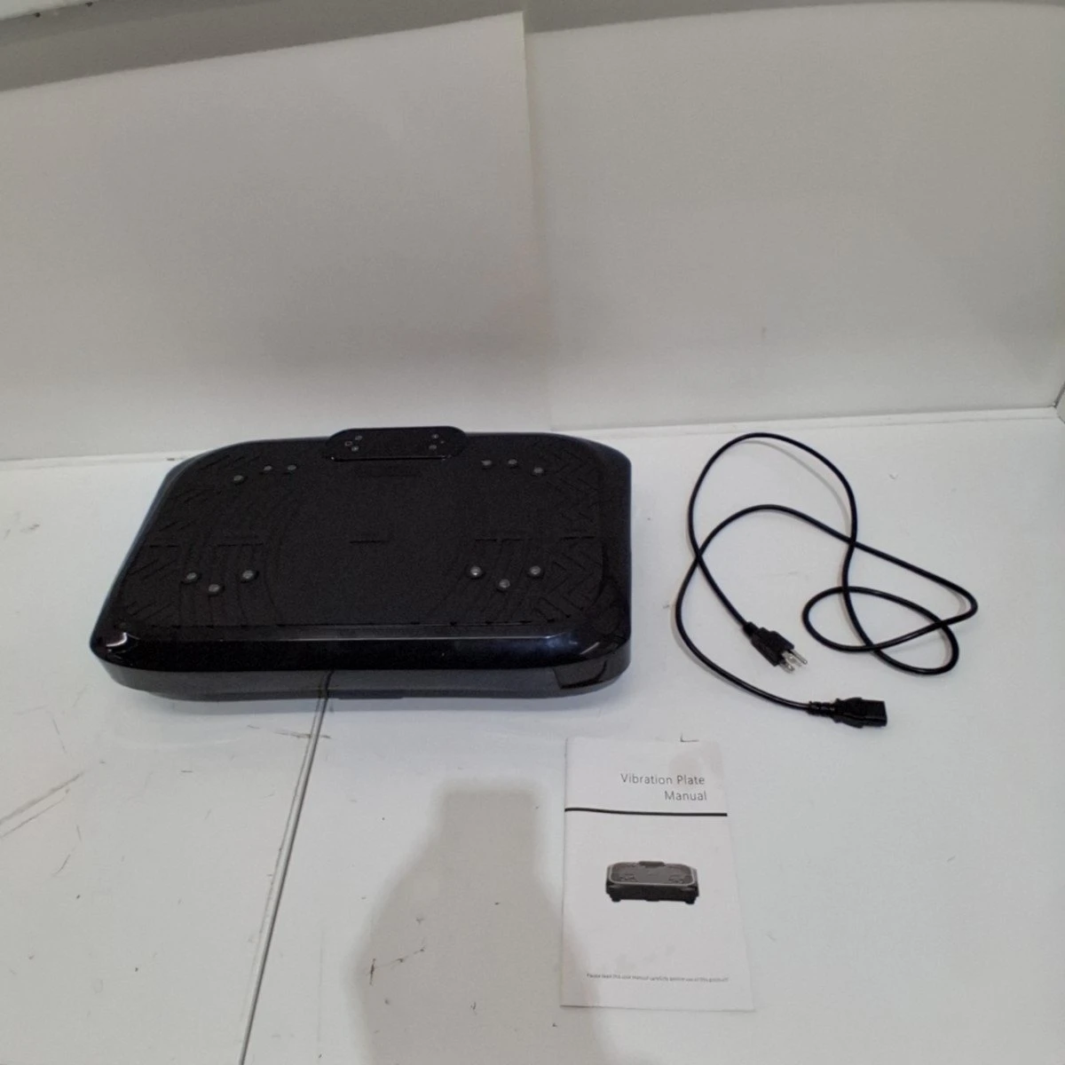 Great condition!- Taevno Vibration Plate Exercise Machine