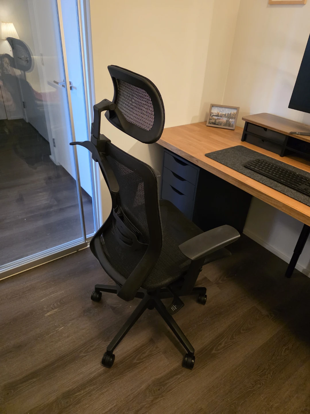 Office Chair - photo 2
