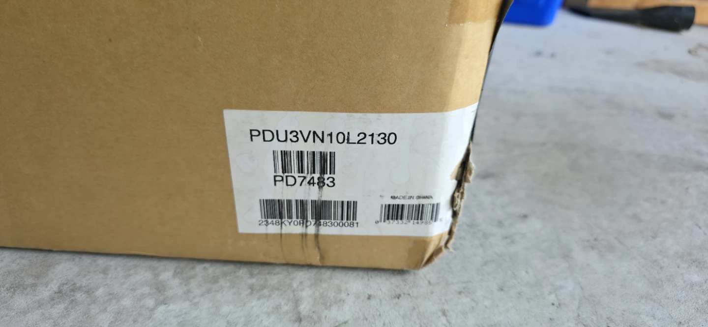 Tripp Lite PDU3VN10L2130 Power Distribution Unit - photo 4