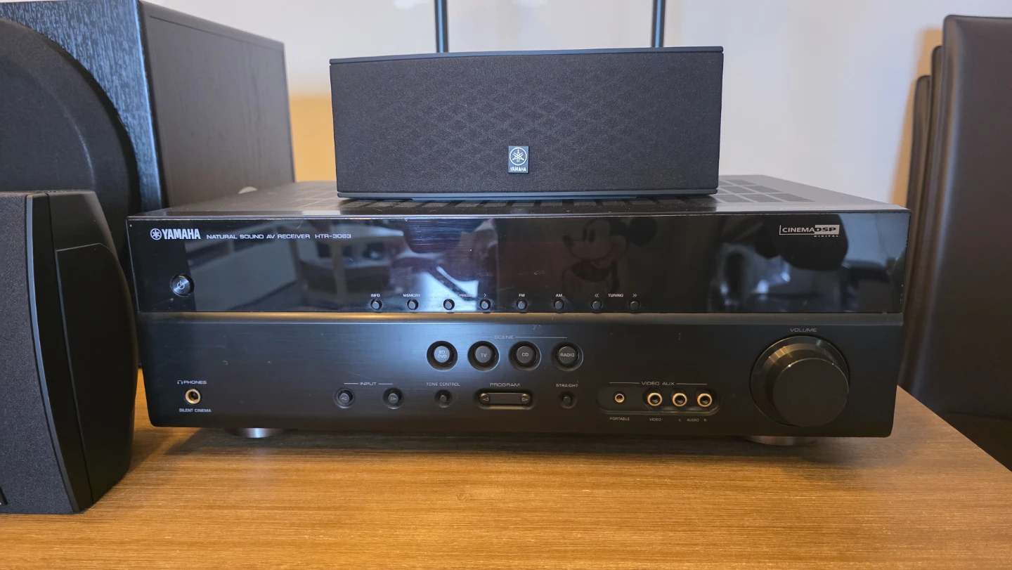 Yamaha HTR-3063 AV Receiver and Speaker System