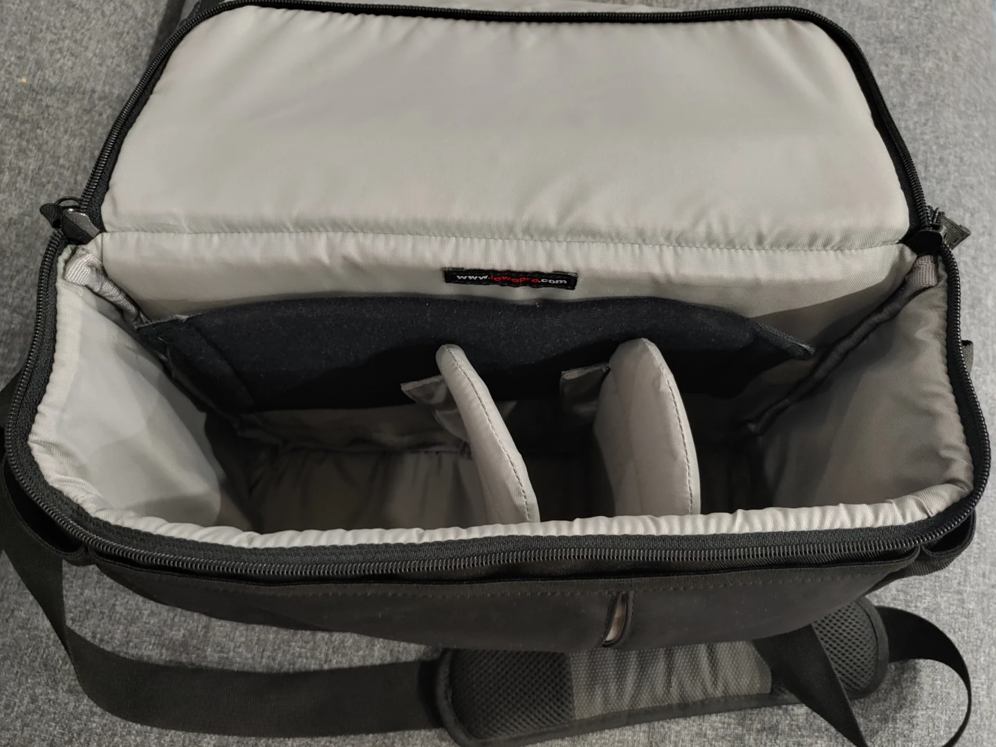 Lowepro Midtown 160 Camera Bag - photo 4