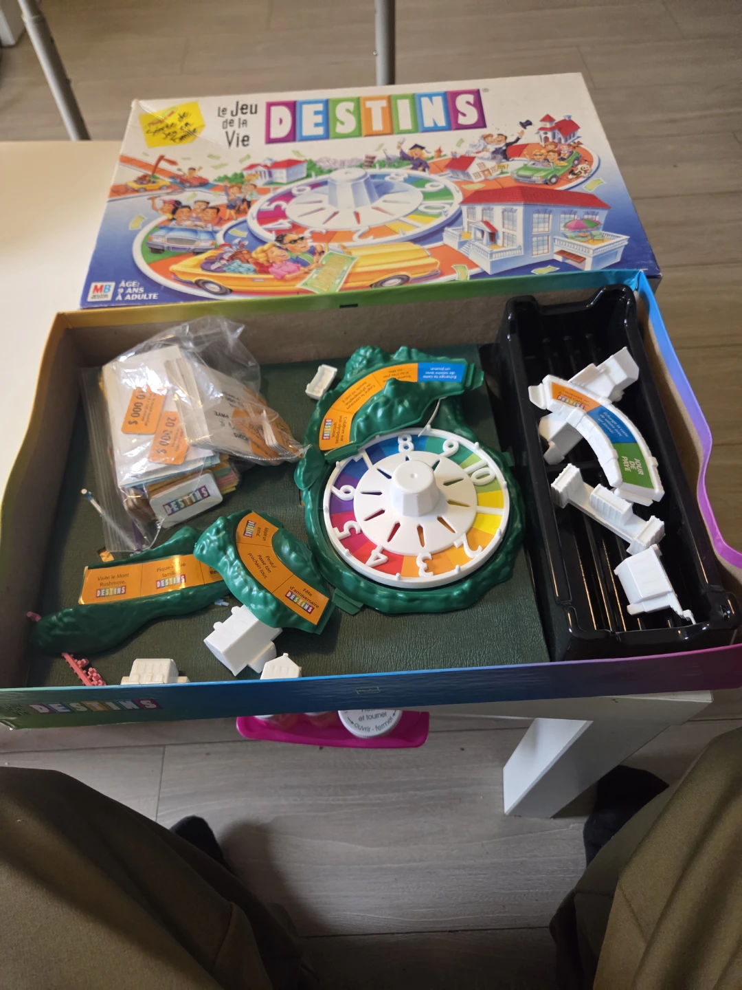 Le Jeu de la Vie Destins Board Game - photo 3