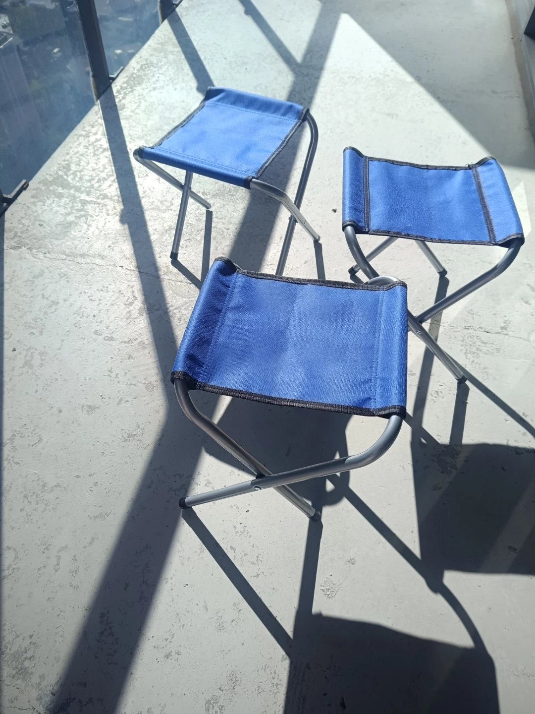 Set of 3 Blue Folding Stools - photo 2