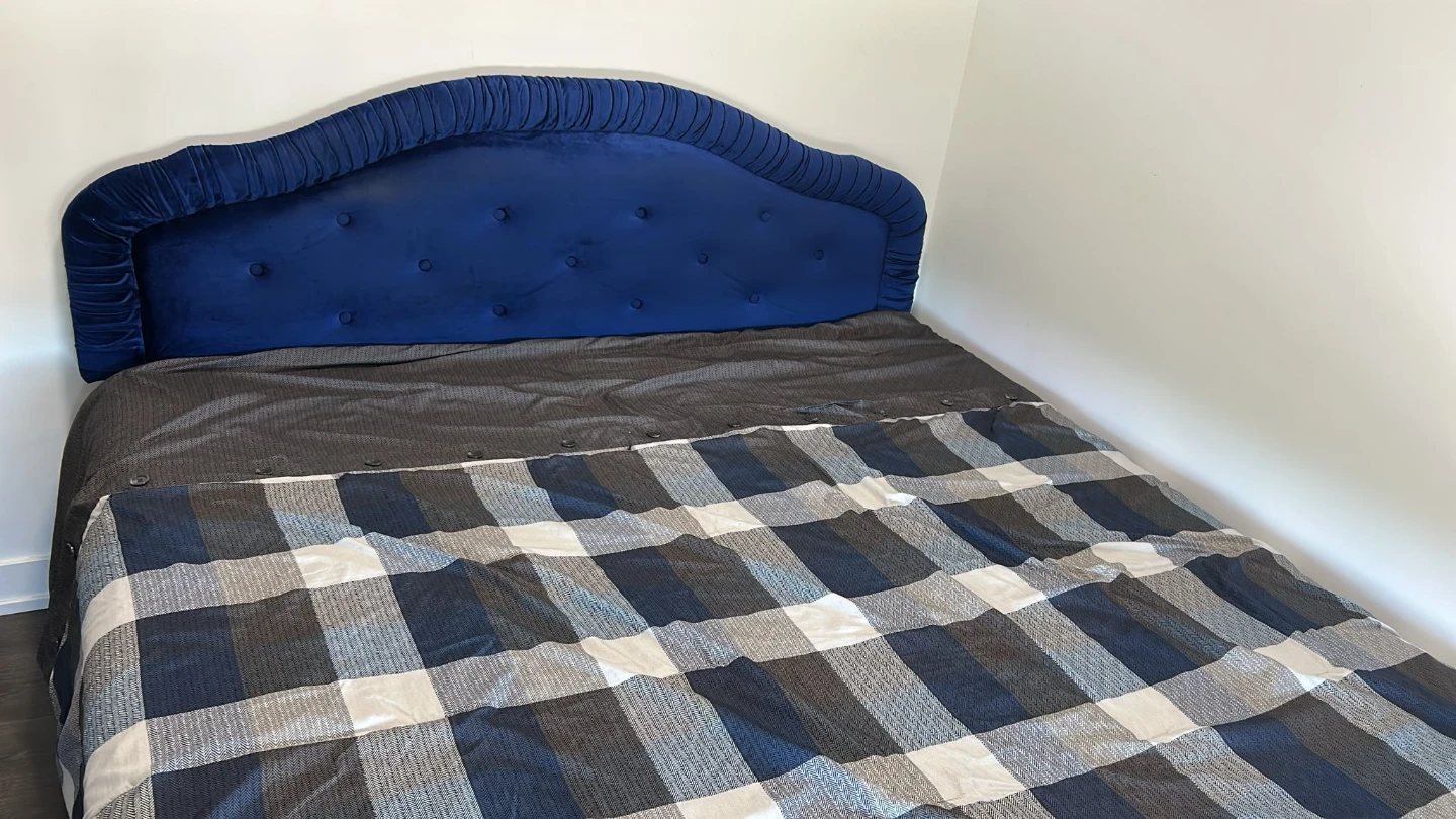 King Bed & Sofas For Sale - photo 3