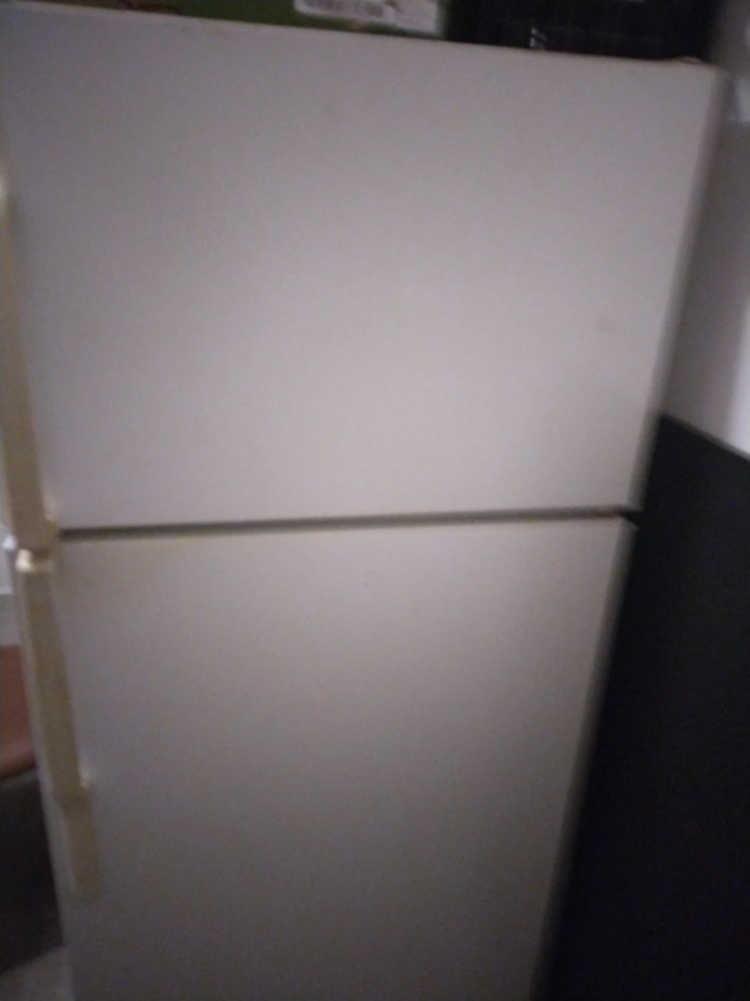White Top-Freezer Refrigerator