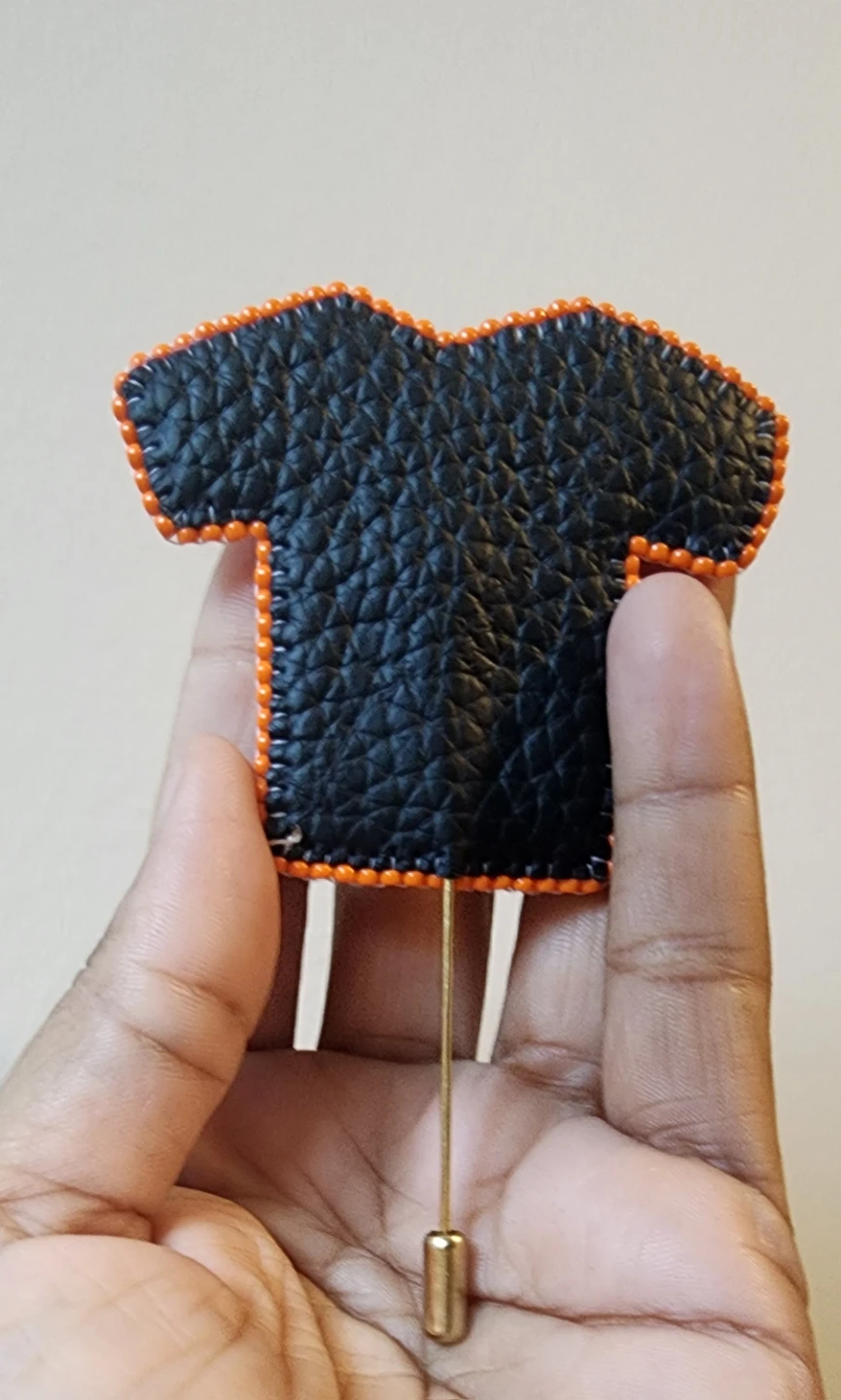 Orange shirt day brooch