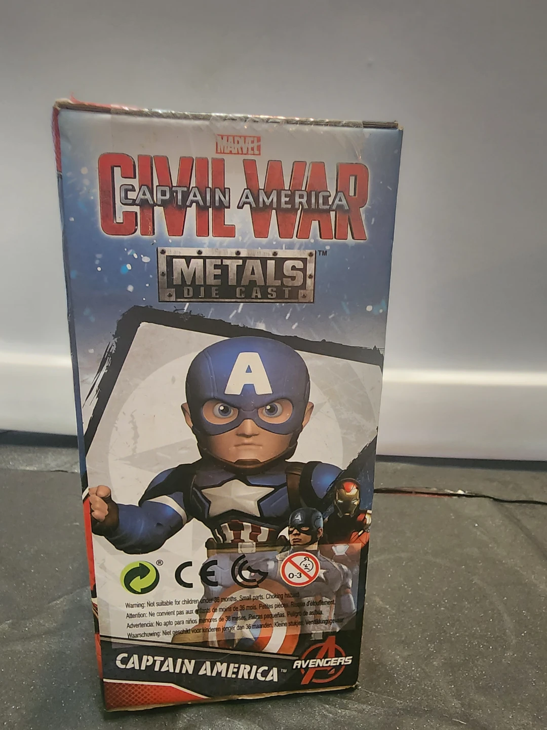Jada Metals Die Cast Captain America Figure - photo 2