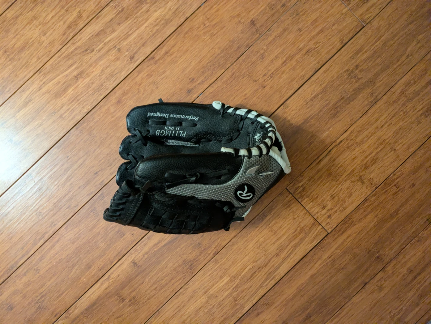 Rawlings Players Series 11 Inch Baseball Glove