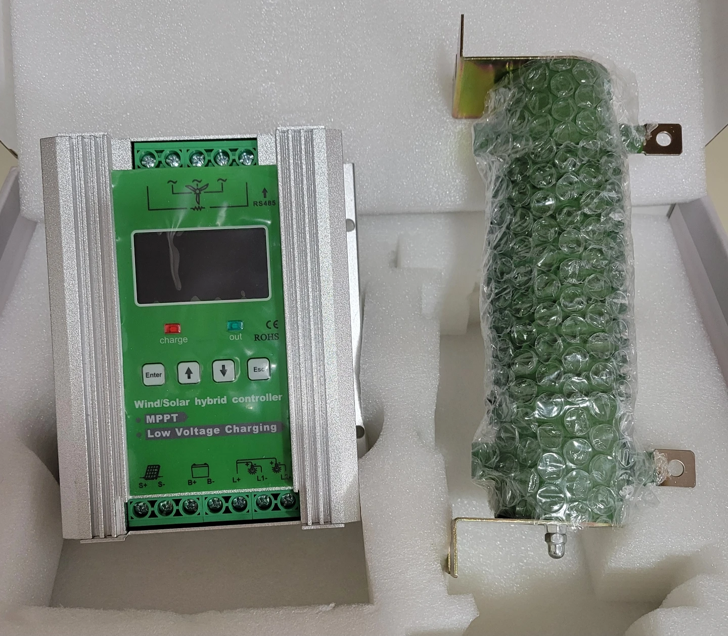 MPPT Solar Wind Turbine Charge Controller