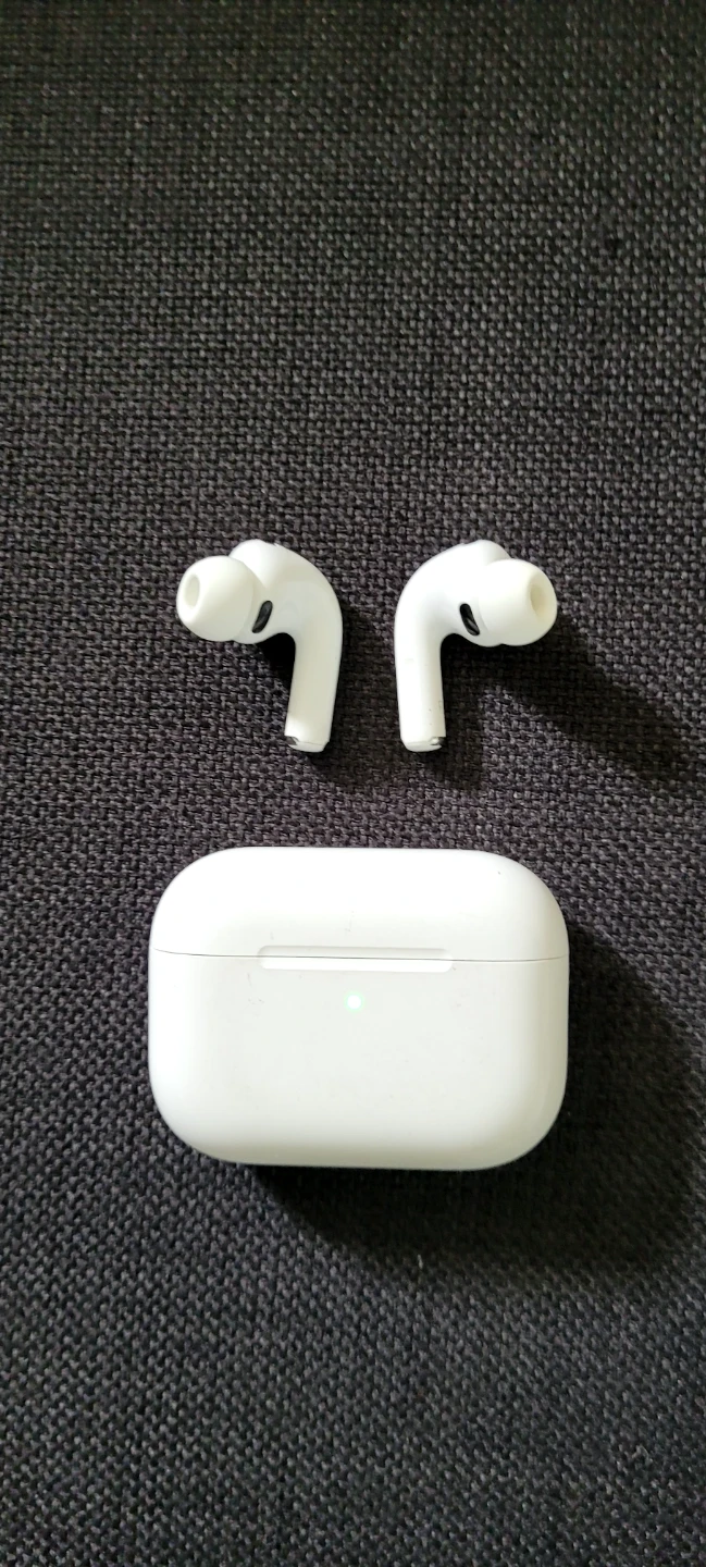 Apple airpods pro 3 - photo 2