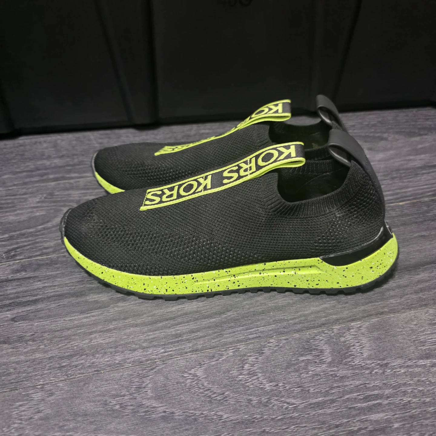 Michael Kors Miles Stretch Knit Slip-On Sneakers 8.5 - photo 5