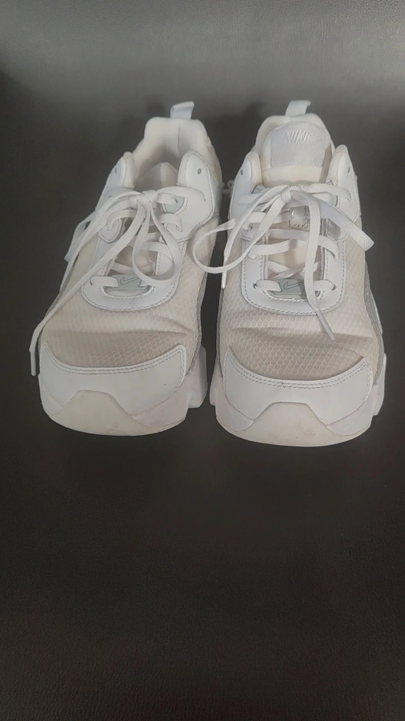 Nike Women's Sneakers Size 10 - photo 5