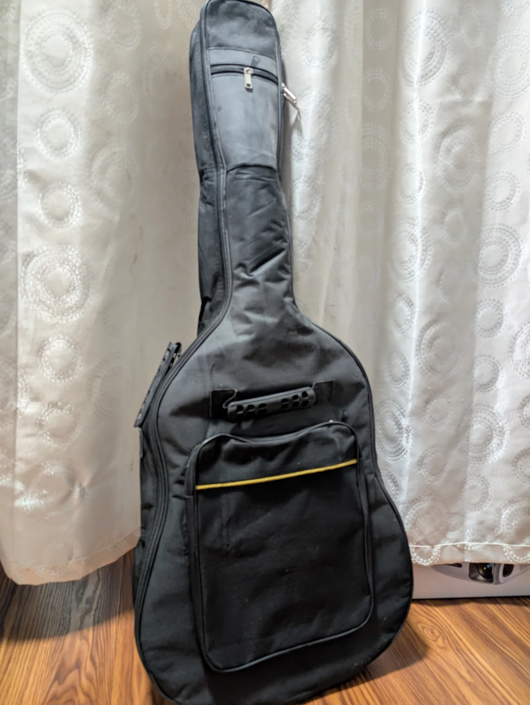 Yamaha CG111C Classical Guitar