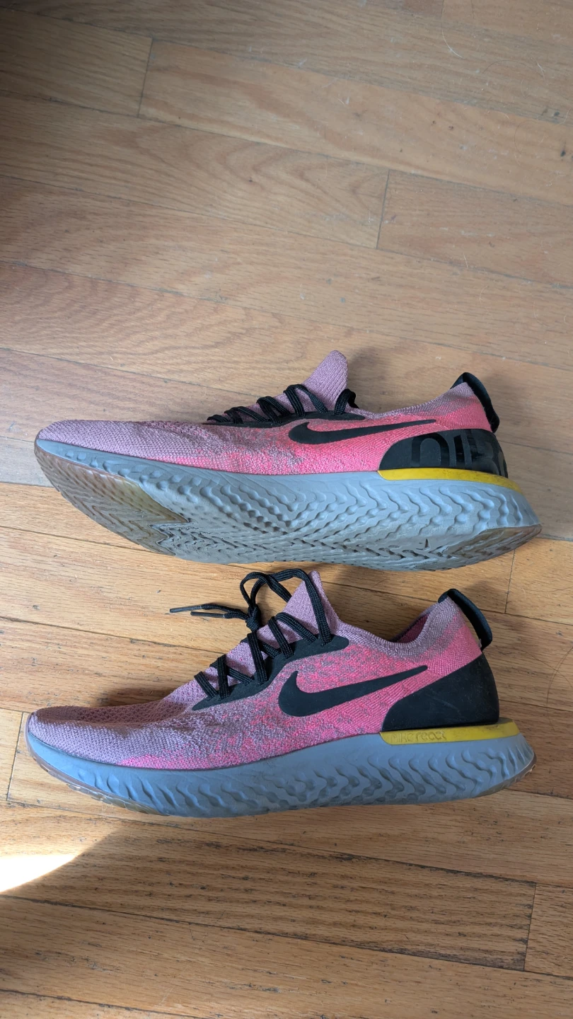 Nike Epic React Flyknit size 10 men