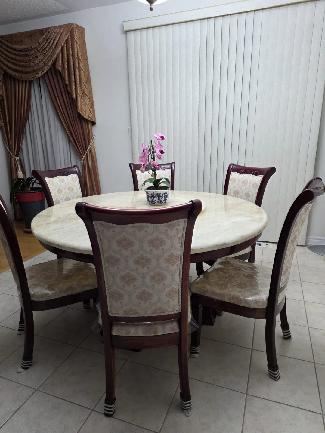 Round Stone Top Dining Table and 6 Chairs