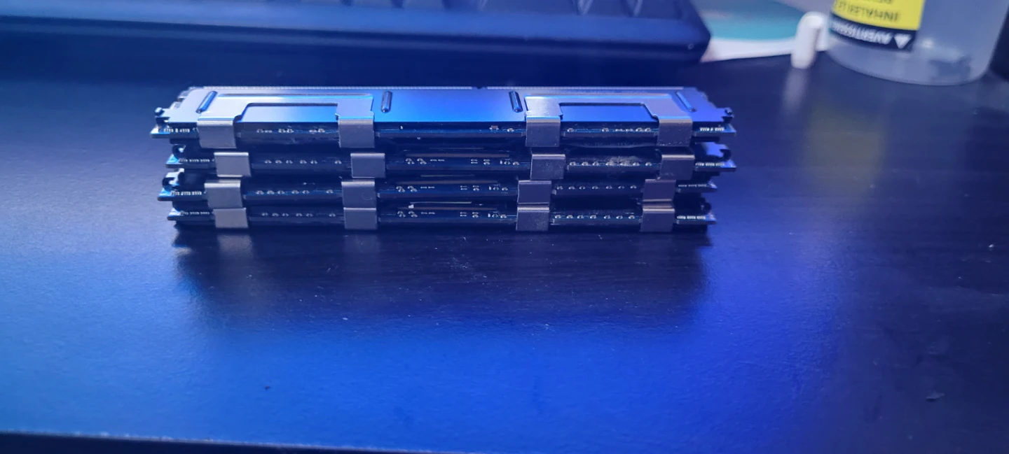 4 Nanya 4GB DDR2 ECC RAM Sticks - photo 4
